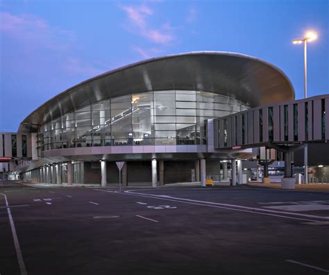 Perth Airport Terminal 1 Domestic Pier To Open 22 November 2015