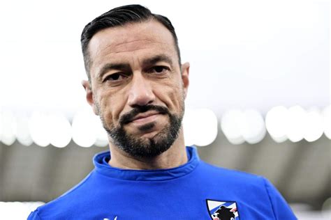 Quagliarella Tra Passato E Presente Lo Striscione Dei Tifosi Del