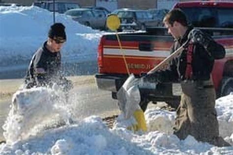 Residents Asked To Clear Out Hydrants