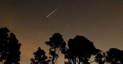 Chuva De Meteoros Poder Ser Vista No Brasil Nesta Madrugada Saiba