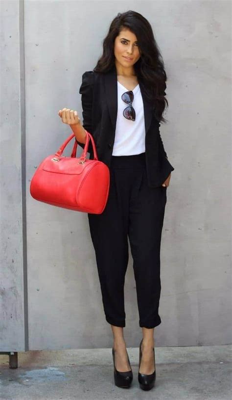 25 Stylish Ways To Wear Red