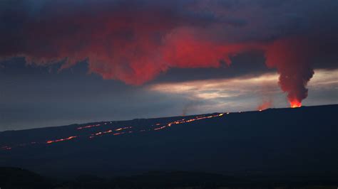 State Federal Officials To Assess Mauna Loa Lava Damage