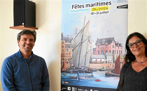 Les F Tes Maritimes De Douarnenez D Voilent Laffiche De L Dition