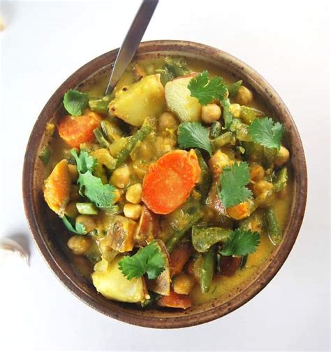 Easy Vegetable Curry With Chickpeas and Coconut Milk | Holy Cow! Vegan Recipes