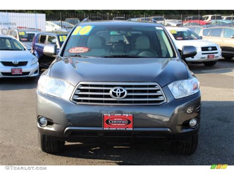 2010 Magnetic Gray Metallic Toyota Highlander SE 4WD 85961558 Photo 2