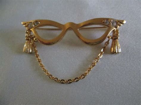 Vintage Avon Eyeglass Pin Brooch With Rhinestones And Chain New