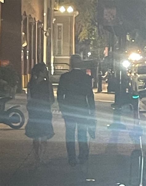Just Sean Penn Walking Shoeless From The White Houses Kenya State