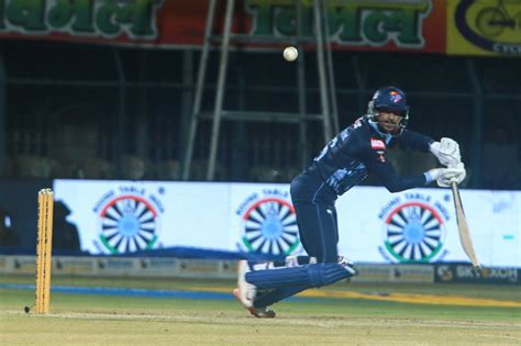 Mayank Agarwal runs one away past point | ESPNcricinfo.com