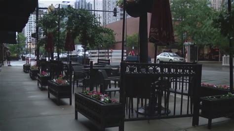 Stretch Of Clark Street Closed As Restaurants Expand Outdoor Dining