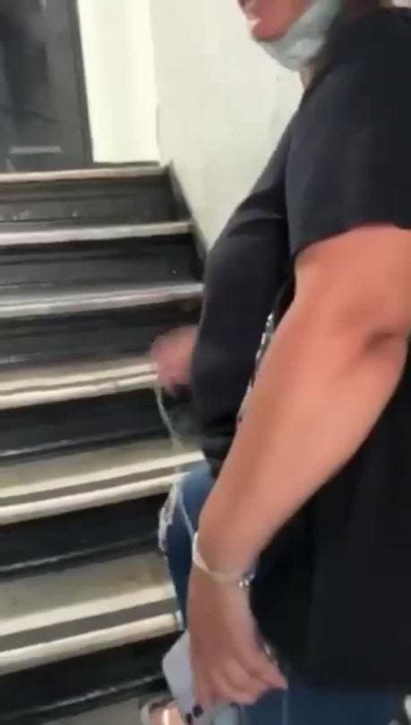 Seen This Sexy Milf When I Was Visiting My Friend Tumbex