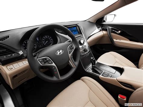 Hyundai Azera 2022 Interior