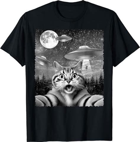 Funny Scared Cat Selfie With UFOs Invation Cat UFOs Lovers Gift T Shirt