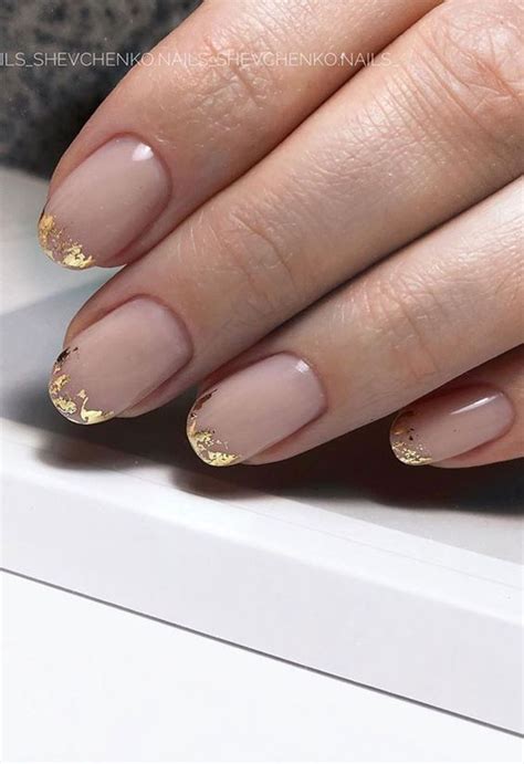10 Nude Bridal Nails For The Bride Weddingsonline