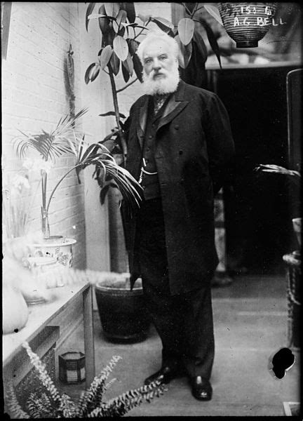 Alexander Graham Bell Biograf A Inventos Y Aportes