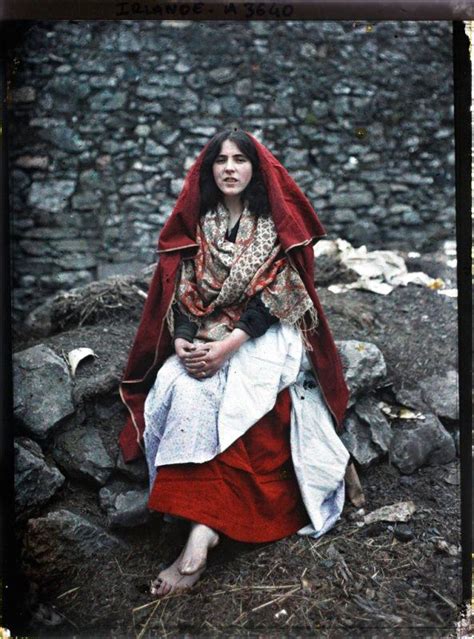 IRISH FASHION: THE THREAD OF CELTIC HERITAGE