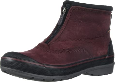 Amazon Clarks Women S Muckers Hike Snow Boot Burgundy W Us