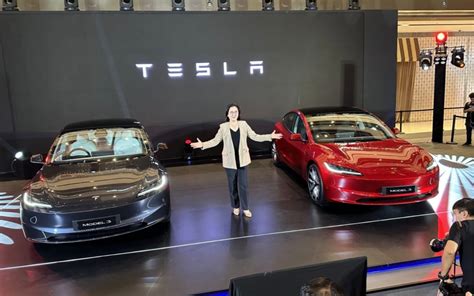 Tesla Lancar Model 3 Pusat Pengalaman Pertama Di Malaysia Edisi 9