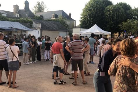 Vidéo A Sablé sur Sarthe le public au rendez vous de la Fête de la