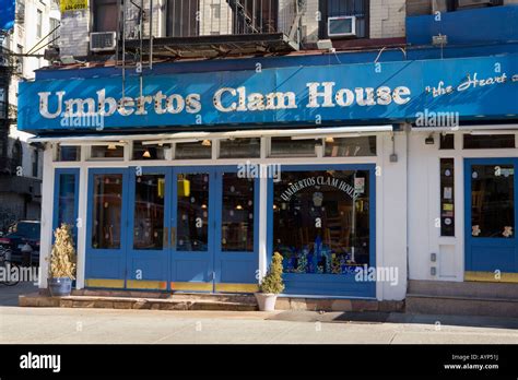 Umbertos Clam House New York Hi Res Stock Photography And Images Alamy