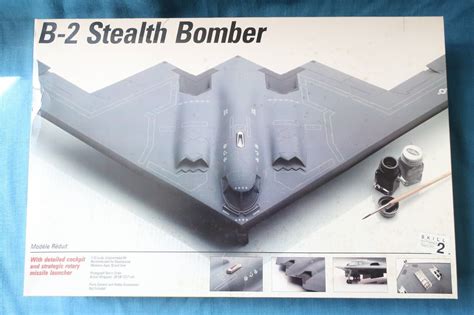 testors   stealth bomber model airplane kit  scale  complete