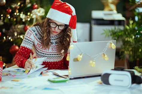 Holiday Budgeting 10 Best Ways To Save Money The Mad Capitalist