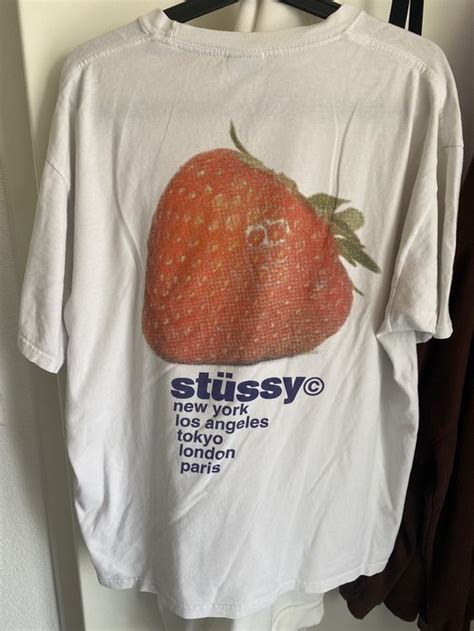 Stüssy Strawberry Shirt Kaufen Auf Ricardo