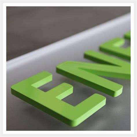 how to cut acrylic 2