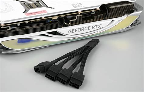 極速散熱 純白 超安心 ZOTAC GAMING GeForce RTX 4090 Extreme AIRO White