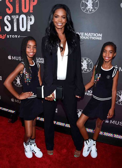 Kim Porter Dead Drake Rihanna Nicki Minaj And More Celebs React