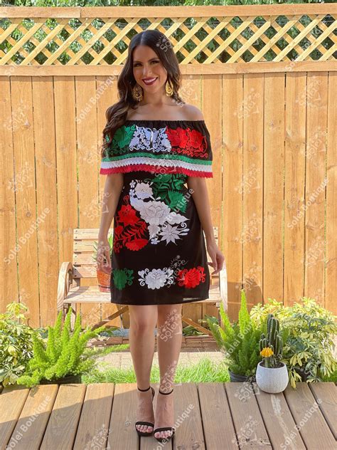 Top Imagen Ropa Para Fiestas Patrias Mexicanas Abzlocal Mx