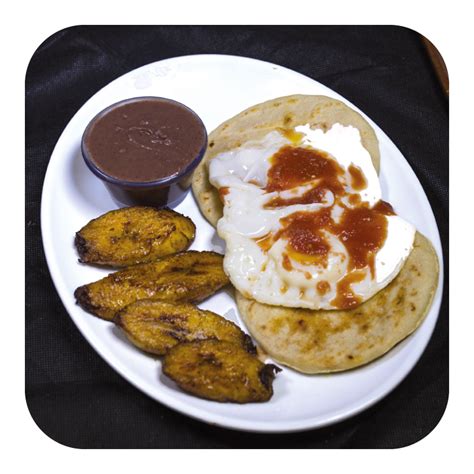 DESAYUNO SALVADOREÑO – LA ROCA