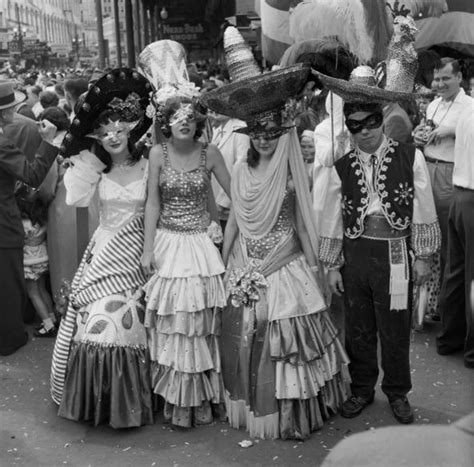 1954 New Orleans Mardi Gras Parade [VIDEO]