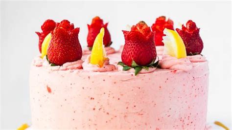 Strawberry Cake With Strawberry Frosting Recipe Sugar Spices Life