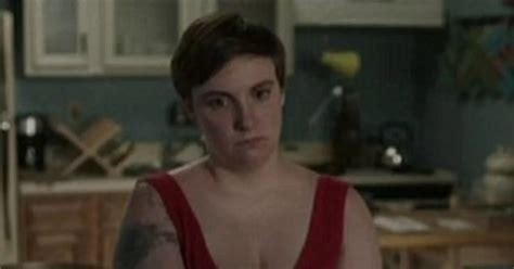 Lena Dunham Strips Completely Naked For Nude Photo Shoot In New Episode