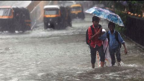 Kerala On Yellow Alert Heavy Rains Predicted In Idukki Wayanad Districts