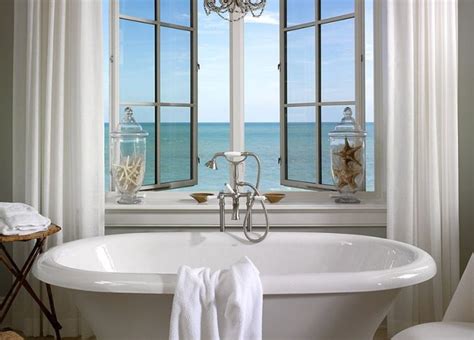 20 Luxurious Bathrooms with a Scenic View of the Ocean | Decoist