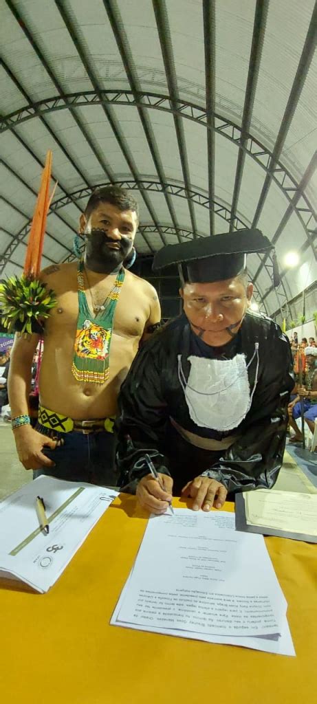 UFAM Primeira turma de yanomami 42 professores indígenas recebe