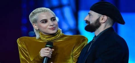 comacose perche  chiamano cosi il matrimonio  stato posticipato