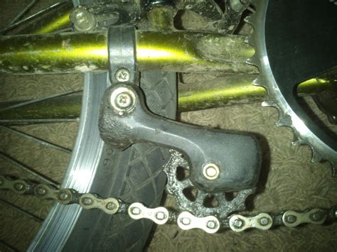 Made a tensioner to stop chain rattling. : r/bmx