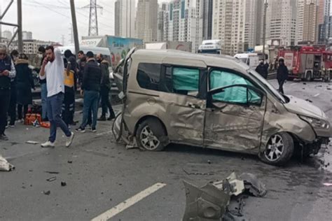 İstanbul da TEM bağlantı yolunda feci kaza Bursa Hakimiyet