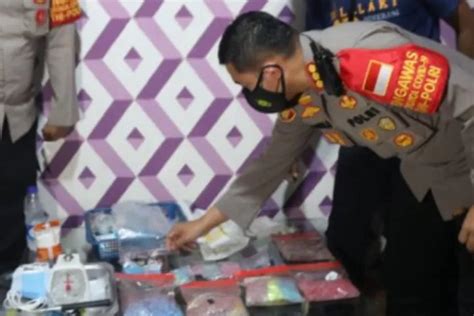 Ada Pabrik Narkoba Rumahan Di Tangerang Polisi Amankan 2 Tersangka Dan