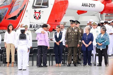 Encabezan Amlo Y Evelyn Ceremonia Por D A De La Armada