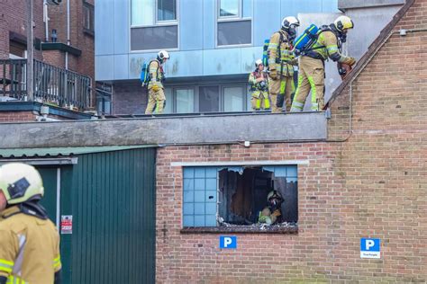 Veel Rook Bij Grote Brand In Garage Prinses Julianaplein In Amersfoort