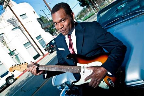 10 Best Robert Cray Band Songs of All Time - Singersroom.com