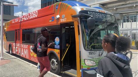 Miami Dade Transit 2019 New Flyer Xn40 Xcelsior Cng 19107 On Route