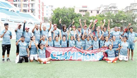 Kings Retain Womens Football League Title