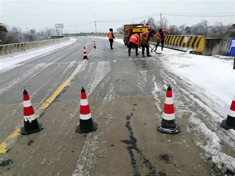 荆州公路：江陵公路”四个加强“做好雨雪冰冻天气公路保畅工作 湖北省交通运输厅公路管理局