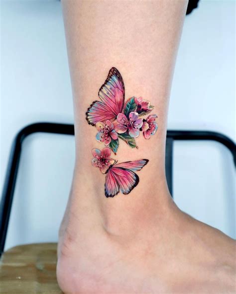 26 Butterfly Tattoos On Legs Biyankarofika