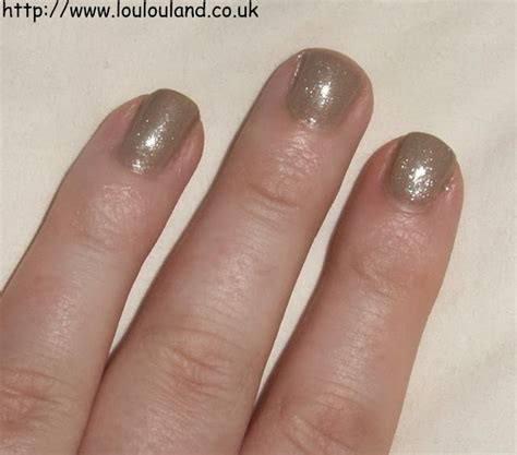 LouLouLand NOTD AVON Gel Finish Nude Shimmer