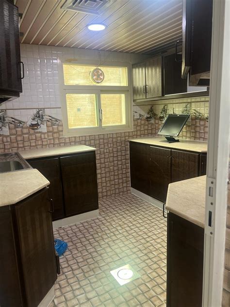 Kuwait Buy Sell Classifieds Small Room Available